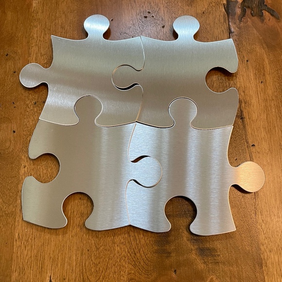 Kikkerland set of 4 puzzle-piece drinks coasters - Picture 3 of 6